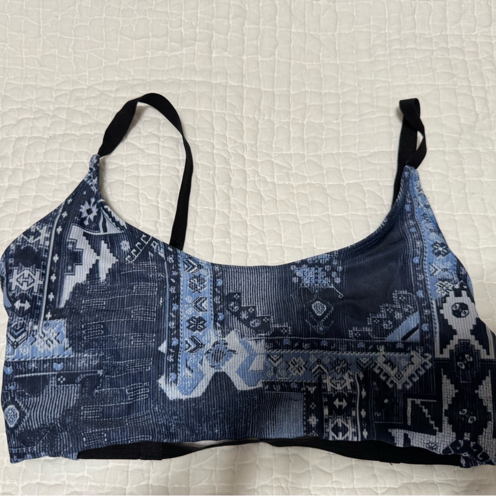 Onzie Aztec print bra
